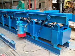 振動輸送機(jī)實(shí)物圖