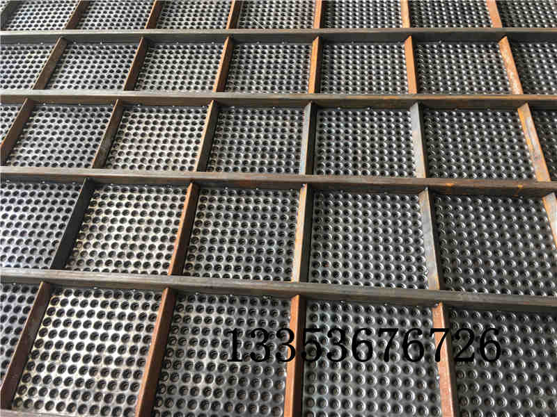 硅鐵渣方形搖擺篩的篩分和清網(wǎng)方式分為哪幾種？2